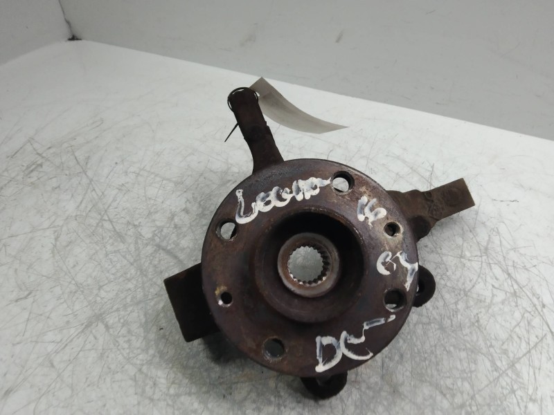 Recambio de mangueta delantera derecha para dacia logan 1.6 cat referencia OEM IAM   