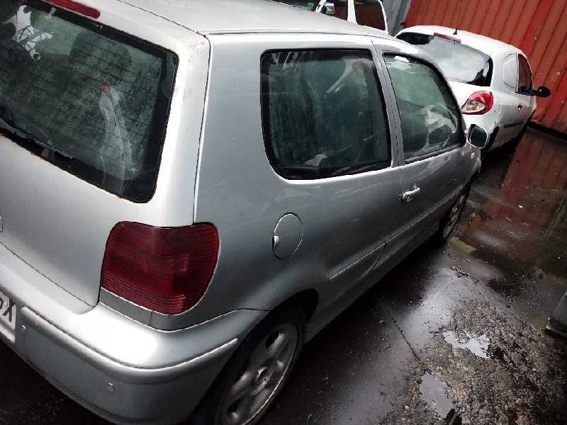 volkswagen polo berlina (6n2) del año 2001