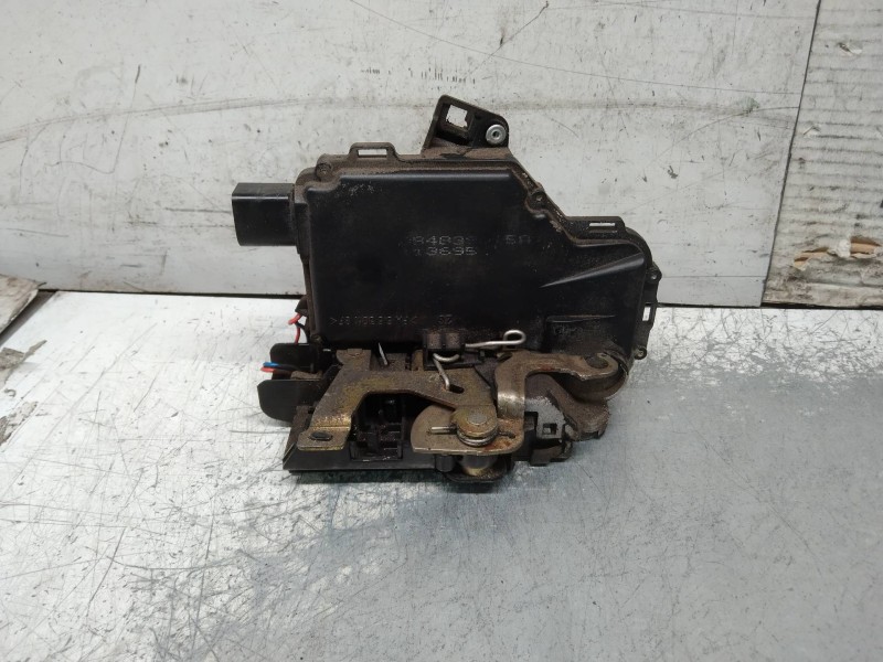 Recambio de motor cierre centralizado trasero izquierdo para seat toledo (1m2) select referencia OEM IAM 3B4839015A  4P