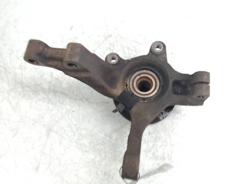 Recambio de mangueta delantera izquierda para dacia logan 1.6 cat referencia OEM IAM   