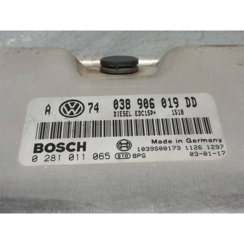 Recambio de centralita motor uce para volkswagen golf iv berlina (1j1) conceptline referencia OEM IAM 0281011065 038906019DD EDC