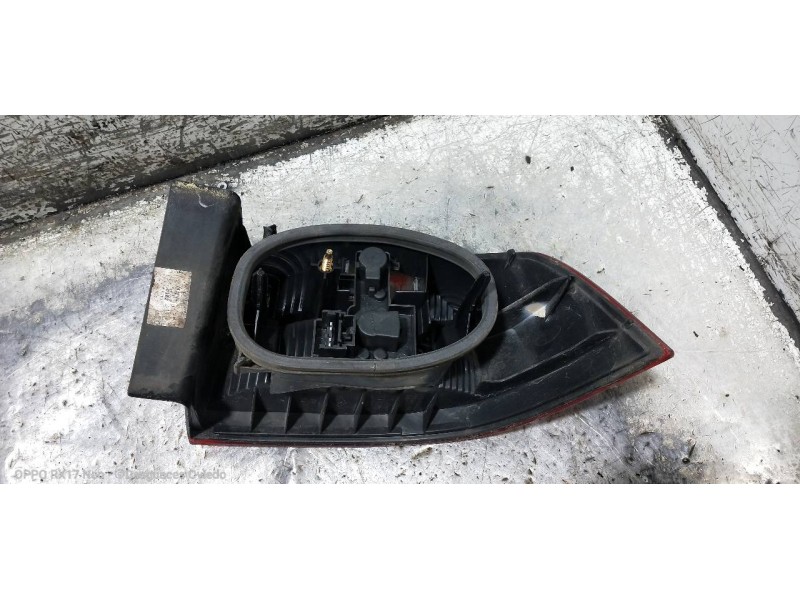 Recambio de piloto trasero izquierdo para renault laguna ii (bg0) expression referencia OEM IAM   