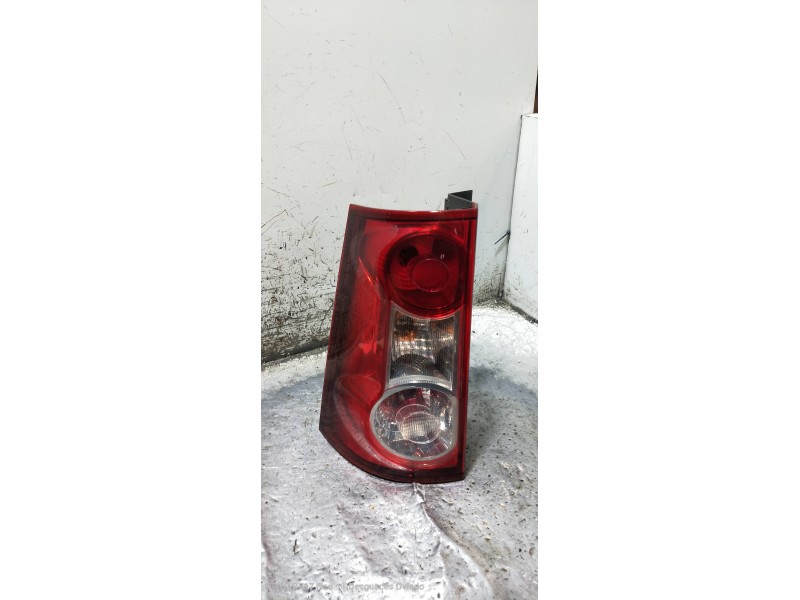 Recambio de piloto trasero izquierdo para dacia logan laureate referencia OEM IAM   