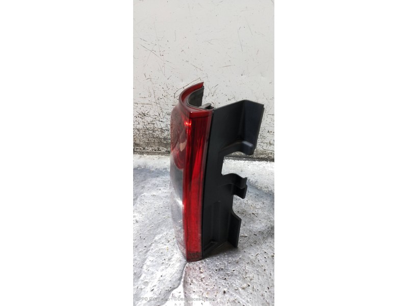 Recambio de piloto trasero izquierdo para dacia logan laureate referencia OEM IAM   