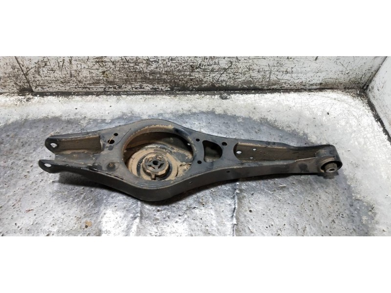 Recambio de brazo suspension inferior trasero derecho para volkswagen passat lim. (362) 2.0 tdi referencia OEM IAM   