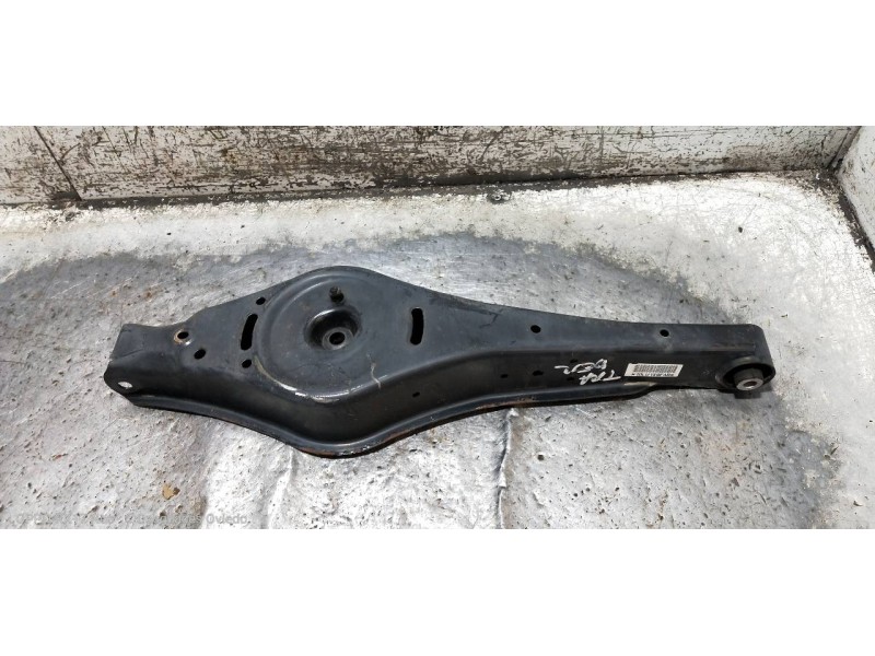 Recambio de brazo suspension inferior trasero derecho para volkswagen passat lim. (362) 2.0 tdi referencia OEM IAM   