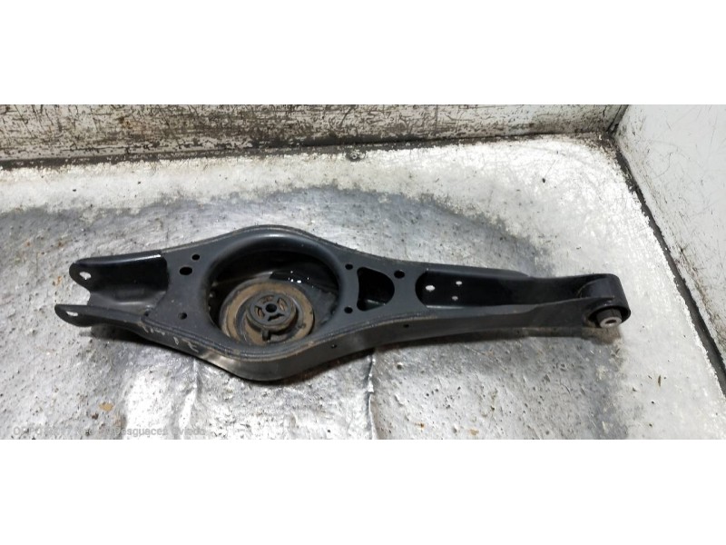 Recambio de brazo suspension inferior trasero izquierdo para volkswagen passat lim. (362) 2.0 tdi referencia OEM IAM   