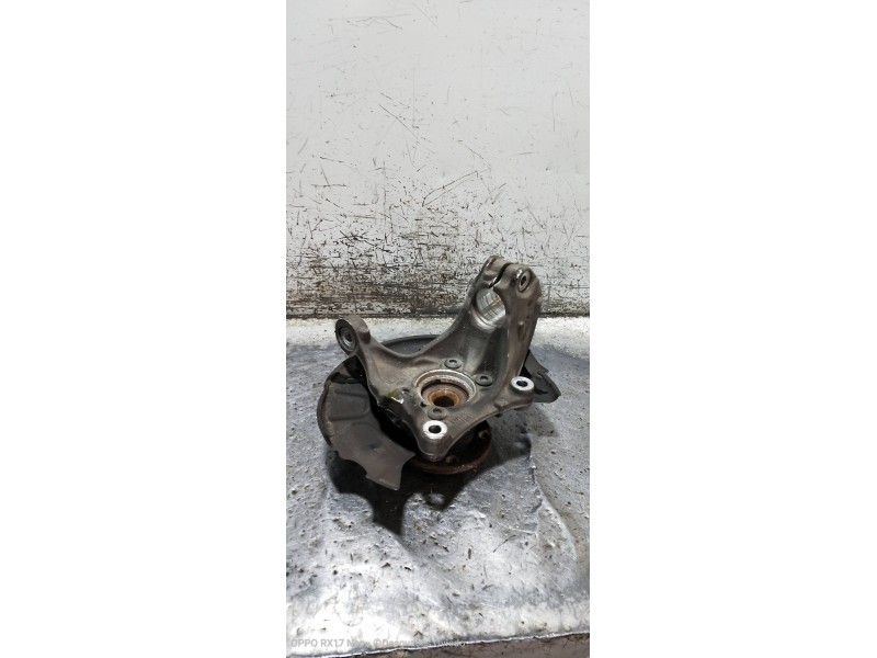 Recambio de mangueta delantera izquierda para volkswagen passat lim. (362) 2.0 tdi referencia OEM IAM   