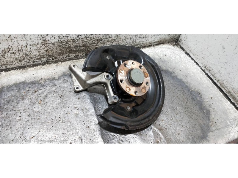 Recambio de mangueta trasera derecha para volkswagen passat lim. (362) 2.0 tdi referencia OEM IAM   