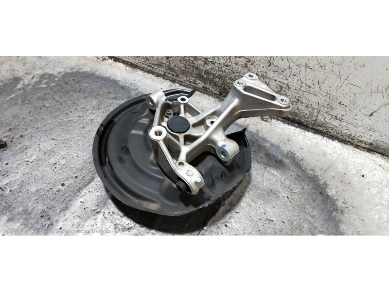 Recambio de mangueta trasera izquierda para volkswagen passat lim. (362) 2.0 tdi referencia OEM IAM   