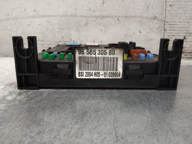 Recambio de caja reles / fusibles para citroen c5 berlina lx (e) referencia OEM IAM 9656530580 BSI2004H0501 