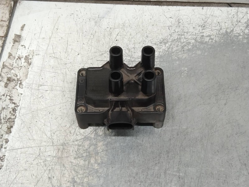 Recambio de bobina encendido para ford fiesta (cbk) ghia referencia OEM IAM 0221503490 9BBF10029BA 
