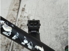 Recambio de rampa inyectora para renault megane ii berlina 3p confort authentique referencia OEM IAM 7700107405 7700112777  2