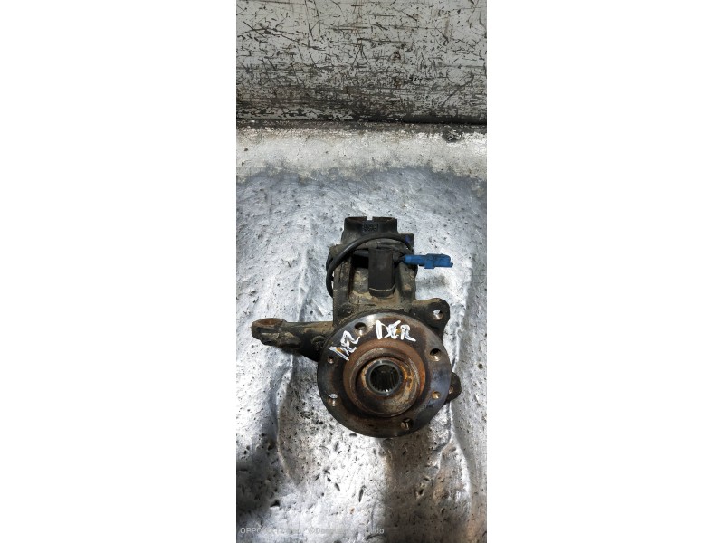 Recambio de mangueta delantera derecha para citroen ds3 1.6 16v referencia OEM IAM   