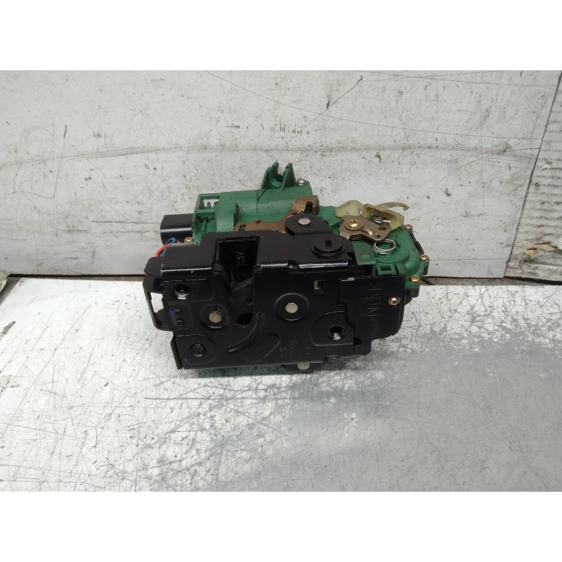 Recambio de motor cierre centralizado trasero derecho para skoda superb (3u4) 1.9 tdi referencia OEM IAM 3B4839016M  4P