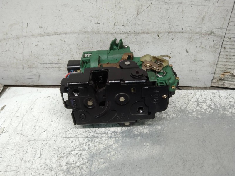 Recambio de motor cierre centralizado trasero derecho para skoda superb (3u4) 1.9 tdi referencia OEM IAM 3B4839016M  4P