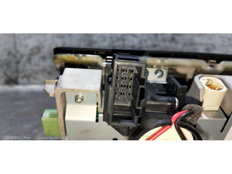 Recambio de pantalla multifuncion para audi a3 (8v) ambiente referencia OEM IAM   