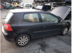 volkswagen golf v berlina (1k1) del año 2004 2