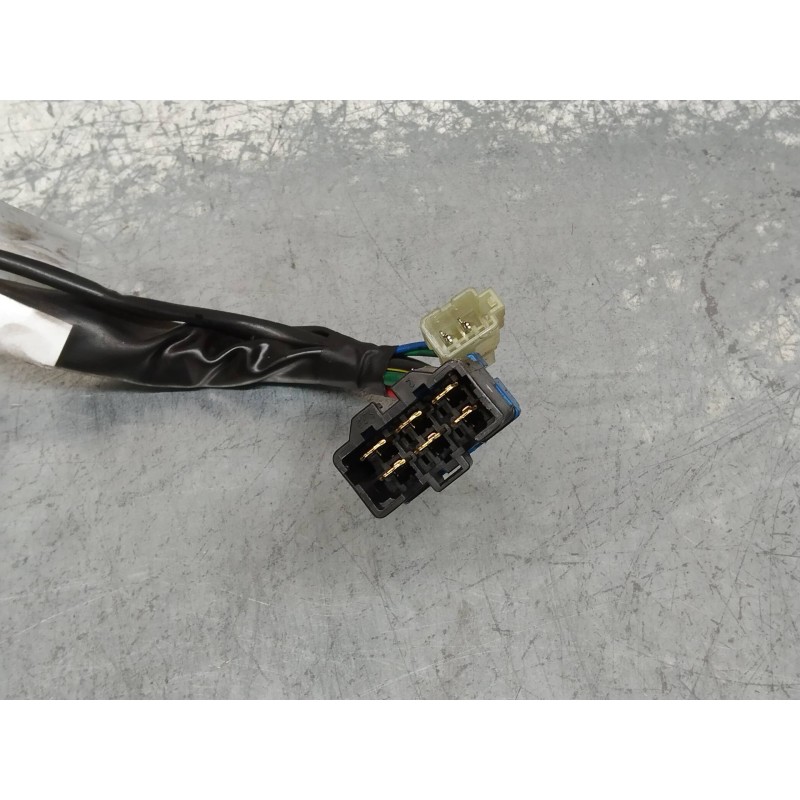 Recambio de conmutador de arranque para kia shuma 1.5 ls berlina portón referencia OEM IAM 47361A  