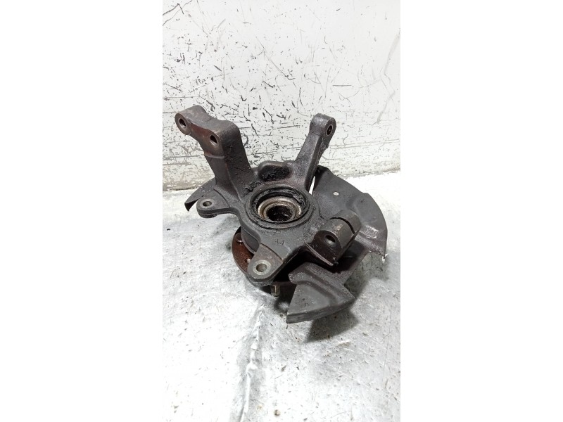 Recambio de mangueta delantera derecha para kia shuma 1.5 ls berlina portón referencia OEM IAM   