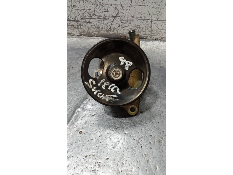 Recambio de bomba direccion para kia shuma 1.5 ls berlina portón referencia OEM IAM 0K8N232600  