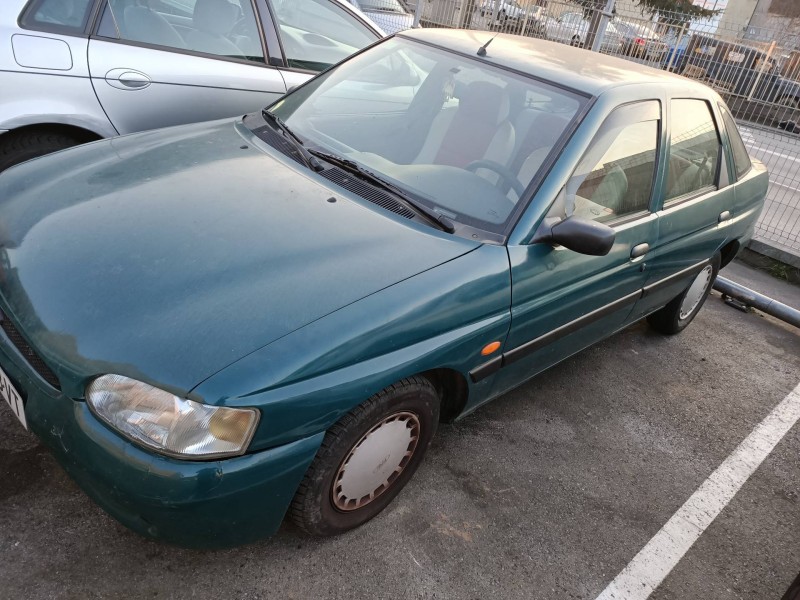 ford escort berl./turnier del año 1998 ford escort berl./turnier del año 1998