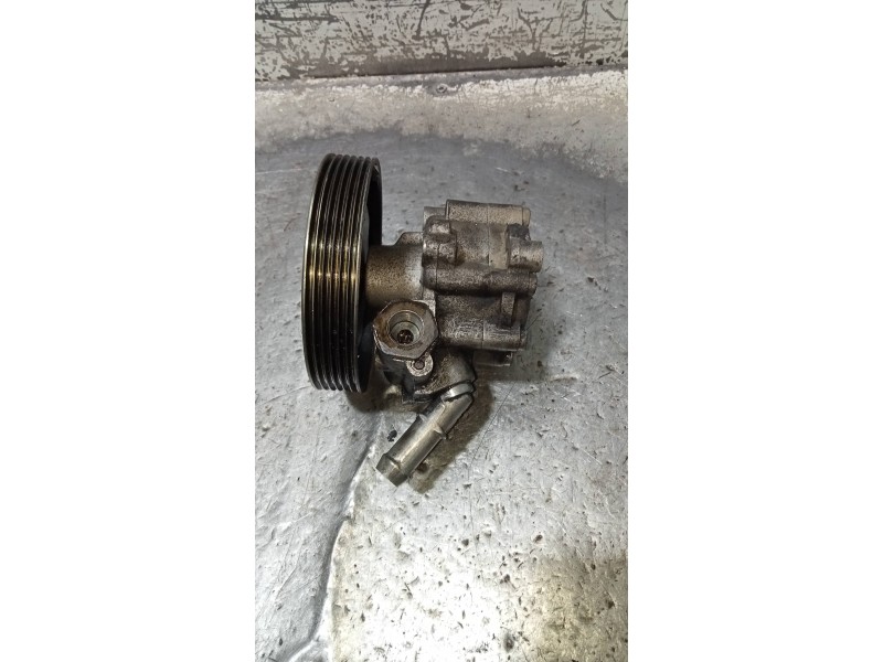 Recambio de bomba direccion para peugeot 407 sr confort referencia OEM IAM   