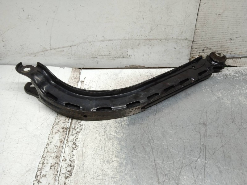 Recambio de brazo suspension superior trasero izquierdo para opel combo d expression l1h1 referencia OEM IAM   