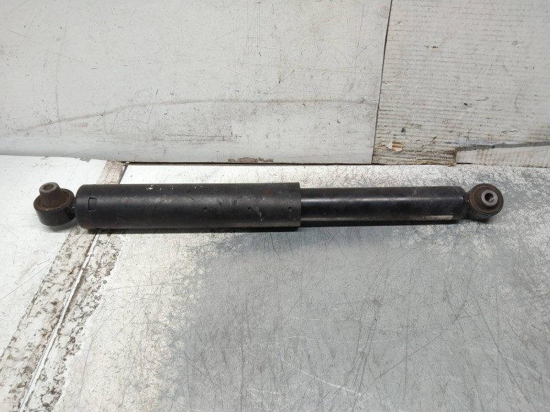Recambio de amortiguador trasero derecho para opel combo d expression l1h1 referencia OEM IAM 51960190  