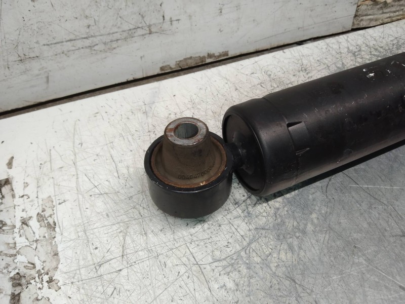 Recambio de amortiguador trasero derecho para opel combo d expression l1h1 referencia OEM IAM 51960190  