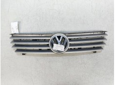 Recambio de rejilla delantera para volkswagen polo berlina (6n2) trendline referencia OEM IAM   