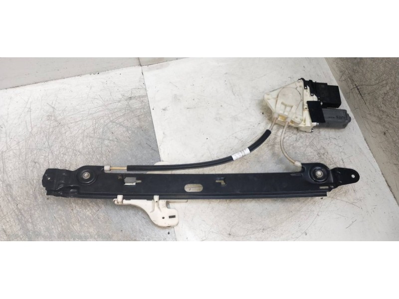 Recambio de elevalunas trasero derecho para seat altea xl (5p5) family referencia OEM IAM 1K0959704M 995915333 5P Recambio de elevalunas trasero derecho para seat altea xl (5p5) family referencia OEM IAM 1K0959704M 995915333 5P