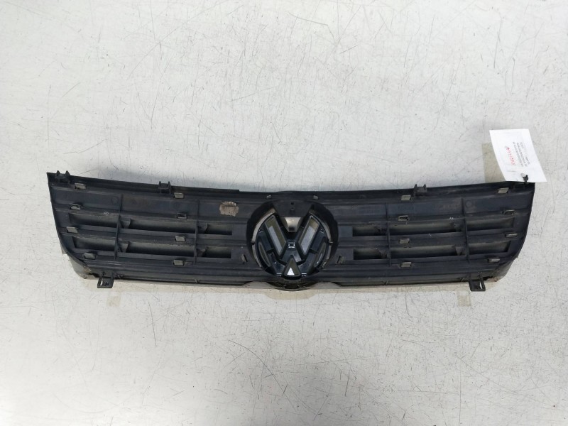 Recambio de rejilla delantera para volkswagen polo berlina (6n2) trendline referencia OEM IAM   