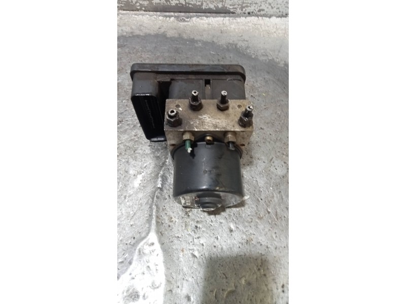 Recambio de abs para ford focus berlina (cap) ambiente (d) referencia OEM IAM 10092501103  