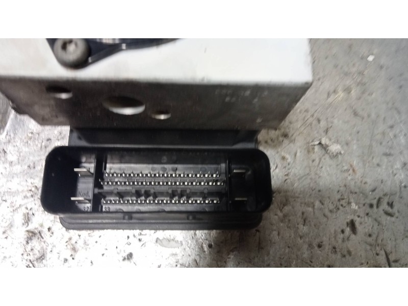 Recambio de abs para ford focus berlina (cap) ambiente (d) referencia OEM IAM 10092501103  