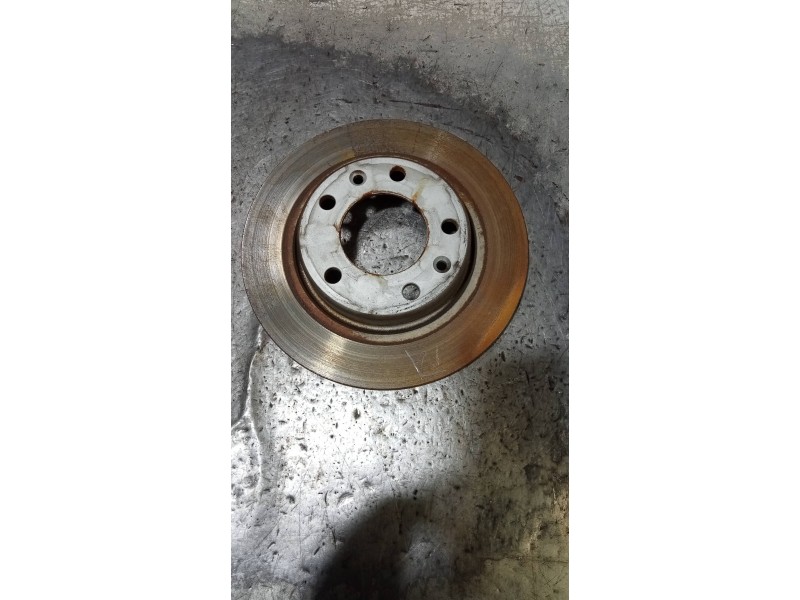 Recambio de disco freno trasero para peugeot 308 1.6 16v e-hdi fap referencia OEM IAM   