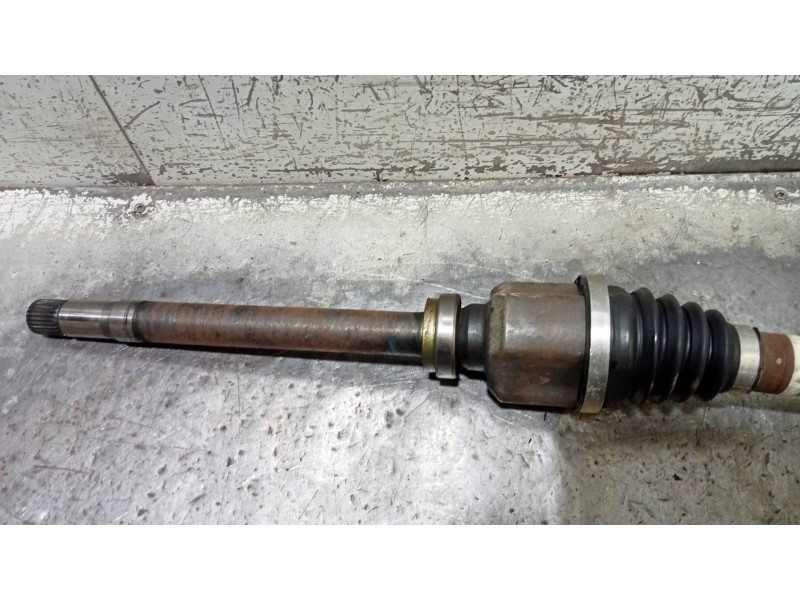 Recambio de transmision delantera derecha para peugeot 308 1.6 16v e-hdi fap referencia OEM IAM 9670725580  