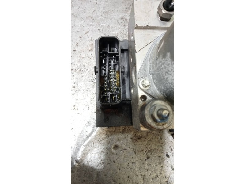 Recambio de abs para citroen c4 berlina collection referencia OEM IAM 0265235235  
