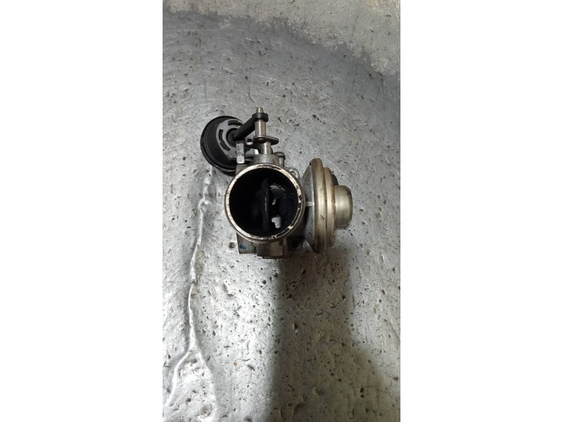 Recambio de caja mariposa para seat ibiza (6l1) signo referencia OEM IAM   