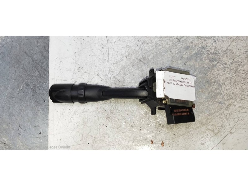 Recambio de mando limpia para ssangyong actyon 200 xdi referencia OEM IAM   