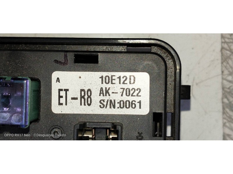 Recambio de caja reles / fusibles para ssangyong actyon 200 xdi referencia OEM IAM AK7022  