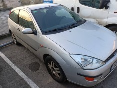 ford focus berlina (cak) del año 2001