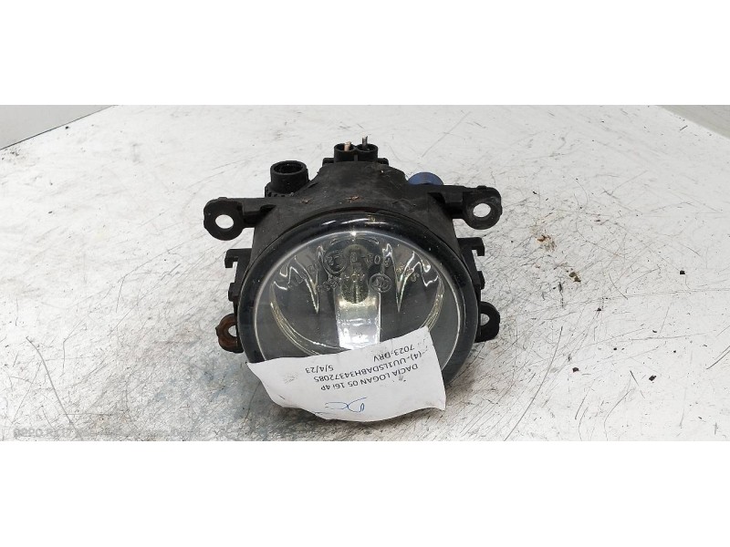 Recambio de faro antiniebla derecho para dacia logan ambiance referencia OEM IAM 8200074008  