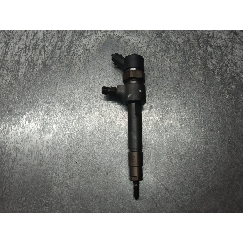 Recambio de inyector para fiat punto berlina (188) 1.9 d (i) referencia OEM IAM 0445110019  