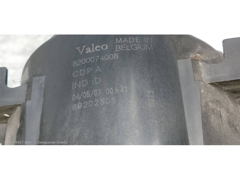 Recambio de faro antiniebla izquierdo para dacia logan ambiance referencia OEM IAM 8200074008  