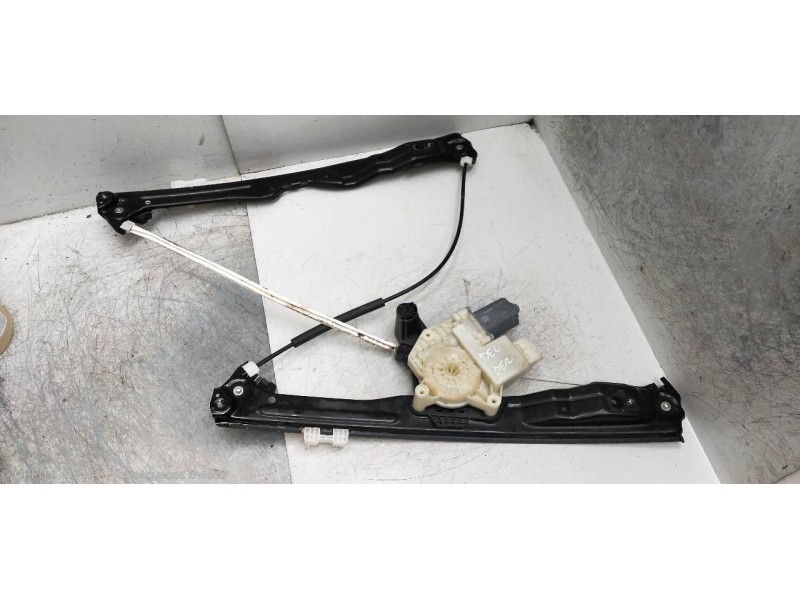 Recambio de elevalunas delantero derecho para peugeot 308 1.6 16v e-hdi fap referencia OEM IAM 9678189780  