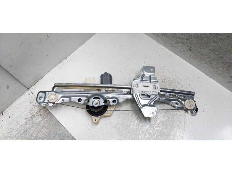 Recambio de elevalunas trasero derecho para peugeot 308 1.6 16v e-hdi fap referencia OEM IAM 9678189980  