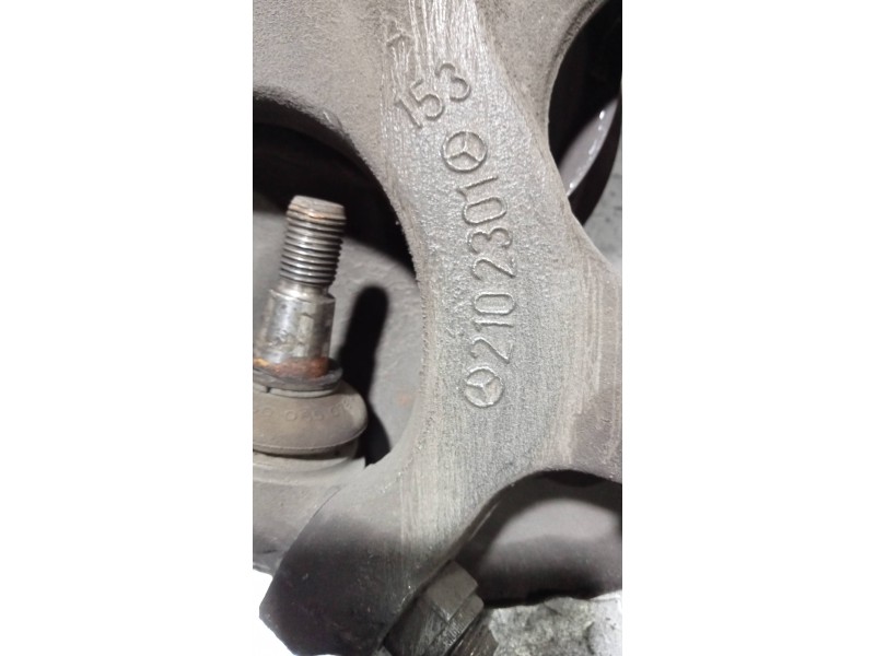 Recambio de mangueta delantera derecha para mercedes clase e (w210) berlina diesel 320 cdi (210.026) referencia OEM IAM 2102301 