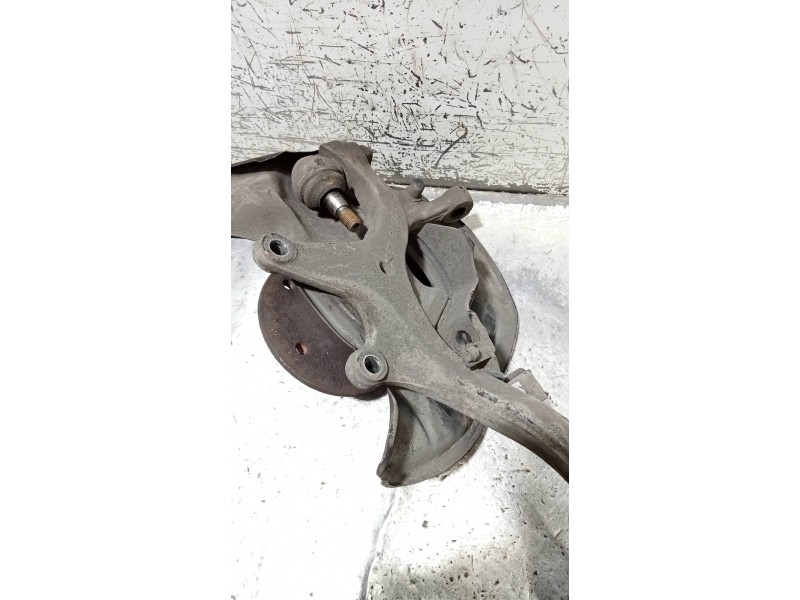 Recambio de mangueta delantera izquierda para mercedes clase e (w210) berlina diesel 320 cdi (210.026) referencia OEM IAM   