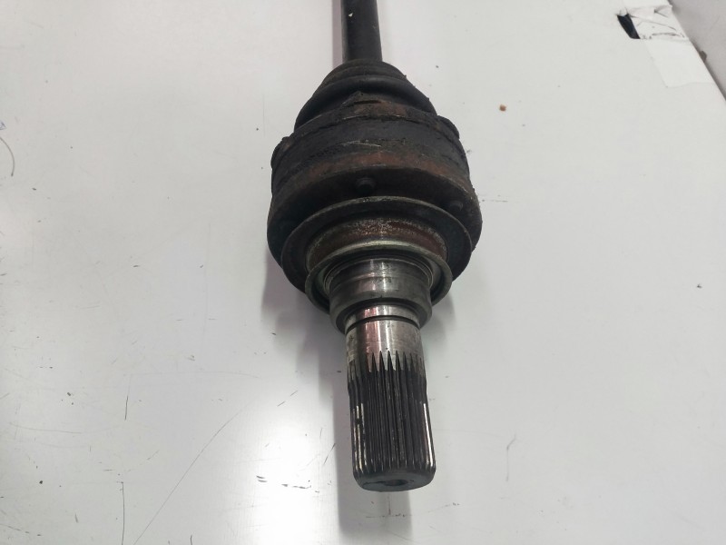 Recambio de transmision trasera izquierda para bmw serie 7 (e32) 4.0 v8 32v cat referencia OEM IAM   